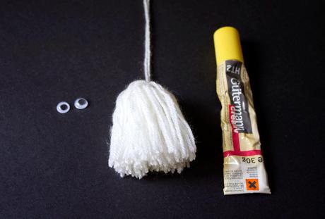 2218.- Monstruos y fantasmas