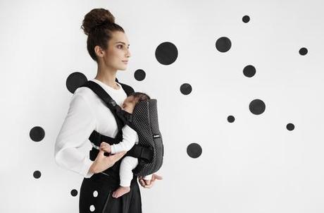 Lunares para portear a tu bebé. image