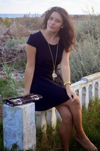 lbd, trench, little black dress, mi vestido azul, blog, valencia, castellón, blogger, blog de moda