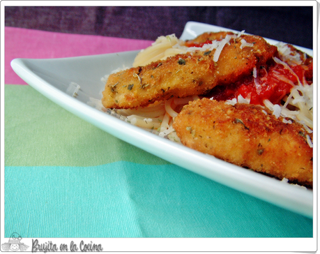 Spaguettis con finger de pollo