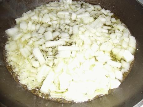 Higados de pollo en salsa Higados de pollo en salsa