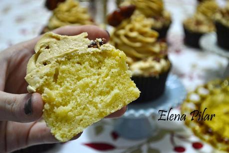 Cupcakes con almendras garrapiñadas Cupcakes con almendras garrapiñadas