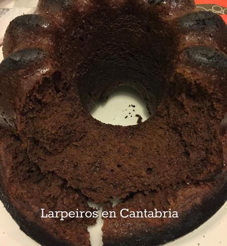 Bizcocho de Chocolate y Vino Tinto Bizcocho de Chocolate y Vino Tinto