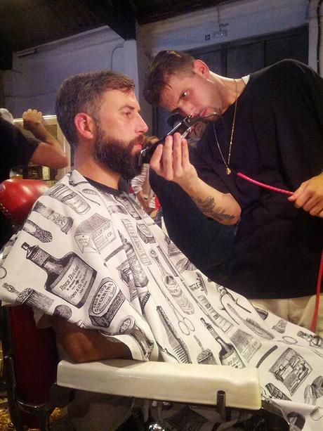 Macho Beard Company, cuidado de barbas y rock’n’roll macho-beard-barberia-soto