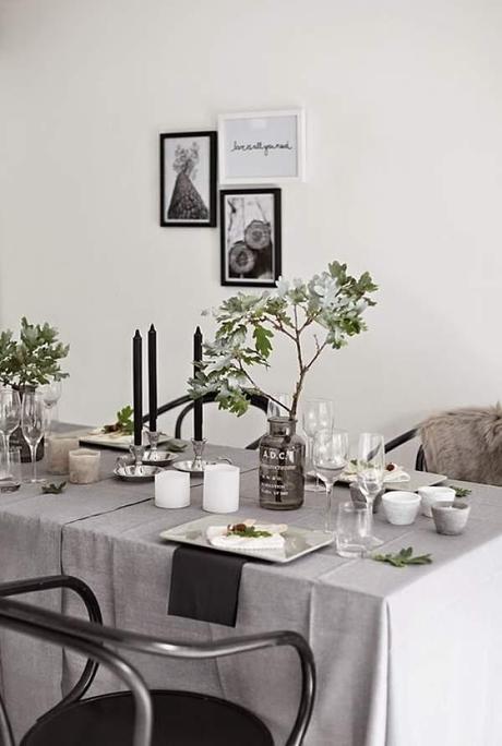 UNA MESA ELEGANTE EN COLOR GRIS - AN ELEGANT TABLE IN GREY