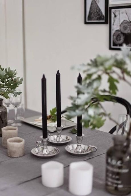 UNA MESA ELEGANTE EN COLOR GRIS - AN ELEGANT TABLE IN GREY