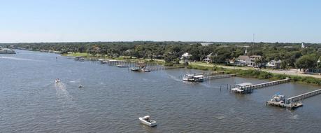 New Smyrna Beach y Halifax River, sector continental