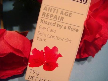Kissed By a Rose Eye Care de Sans Soucis