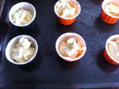 CUPCAKES DE CALABAZA PARA HALLOWEEN CUPCAKES DE CALABAZA PARA HALLOWEEN