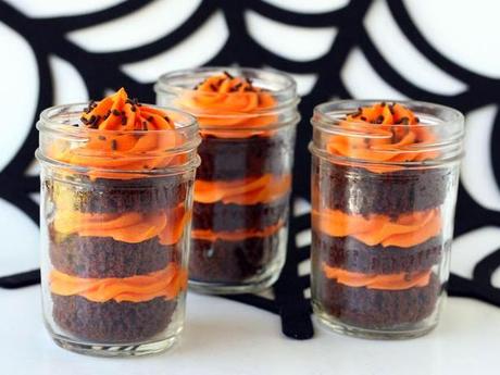 Pastel de Halloween pastel in jar