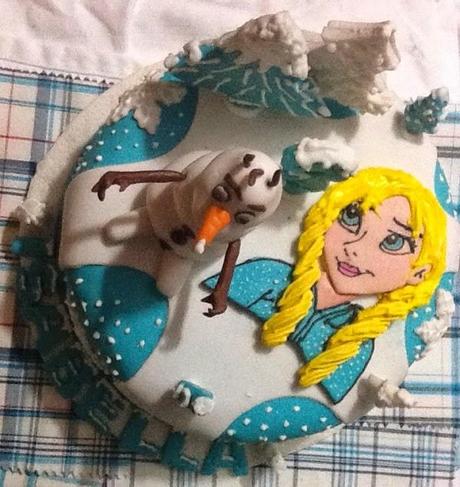 TRABAJOS DE DULCES ENCANTADOS. TORTA FROZEN PARA ISABELLA