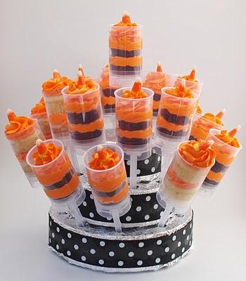 Ideas de Postres para Halloween pastelitos en forma de paleta