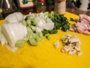 Col guisada con bacon. col-guisada-con-bacon-