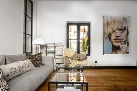 SORPRENDENTE DISTRIBUCIÓN UNA COCINA EN EL PASILLO SORPRENDENTE DISTRIBUCIÓN UNA COCINA EN EL PASILLO