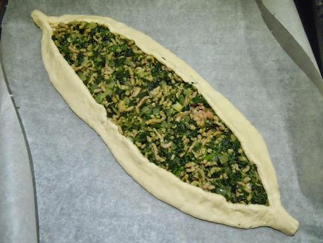 Pide Turco o Pizza Turca Pide Turco o Pizza Turca