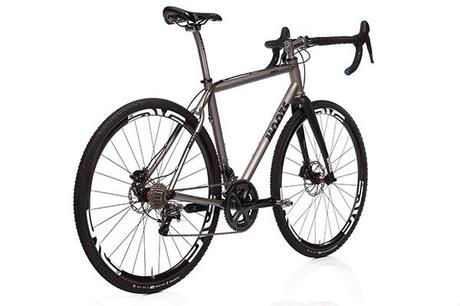 Cuadro Moots Routt, una opción para todo terreno funcional, sencilla y bella que ostenta un alto costo Moots Routt 3