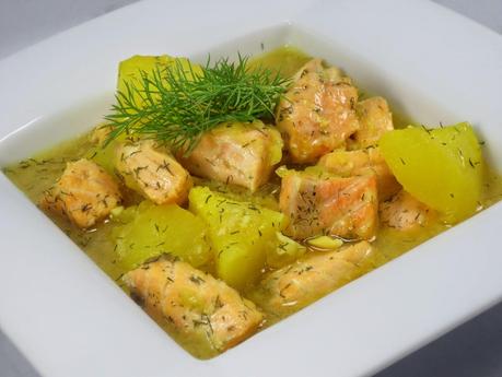 Guiso de salmón con patatas olla GM Guiso de salmón con patatas olla GM