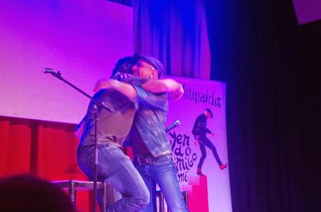 Crónica de la presentación del nuevo disco de Fito&Fitipaldis (Huyendo conmigo de mi) Crónica de la presentación del nuevo disco de Fito&Fitipaldis (Huyendo conmigo de mi)