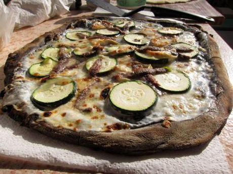 Concurso (sin premio) de preparación de pizza casera en horno de leña para el día de los difuntos. concurso-de-pizzas-