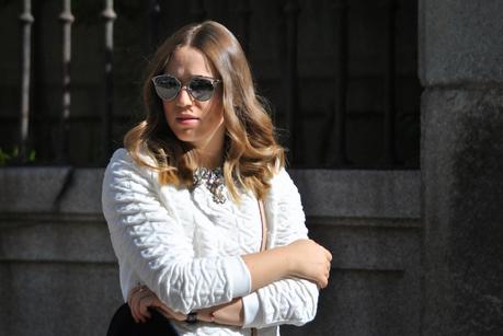 Mirror mirror... Mirror mirror...