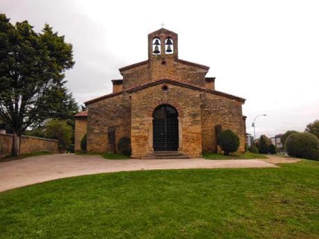 Iglesia San Julián de los Prados
