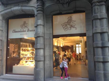 Bescó, chocolate con bizcochos chocolates bresco