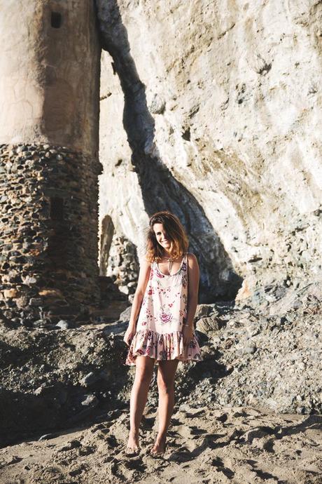 VICTORIA BEACH Laguna_Beach-Orange_County-Open_Back_Dress-Floral_Print-Faithfulthebrand-Beach-