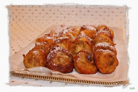 Buñuelos de todos los Santos, rellenos de crema, chocolate, café y nata... para el 1º Cumpleaños de La cocina Typical Spanish