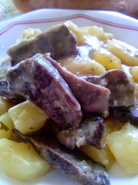 Lengua Guisada con Patatas Lengua Guisada con Patatas