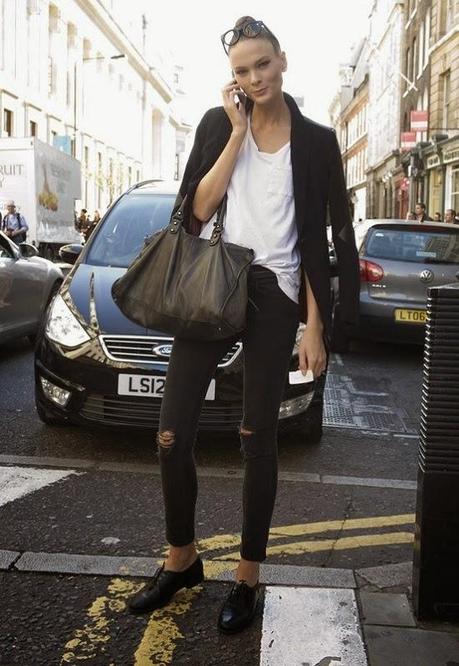 TRENDS; TOMBOY SHOES,-