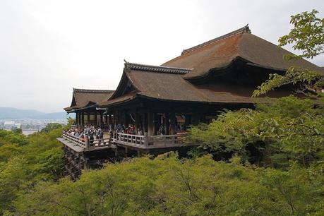 LA RUTA NIPONA: KYOTO (II) - MADERA HÚMEDA, ANOCHECERES AZULES