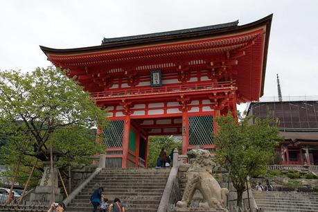 LA RUTA NIPONA: KYOTO (II) - MADERA HÚMEDA, ANOCHECERES AZULES