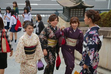 LA RUTA NIPONA: KYOTO (II) - MADERA HÚMEDA, ANOCHECERES AZULES