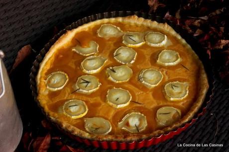 Quiche de Crema de Calabaza, Bechamel con Picadillo de Chorizo :y Queso de Cabra al Romero