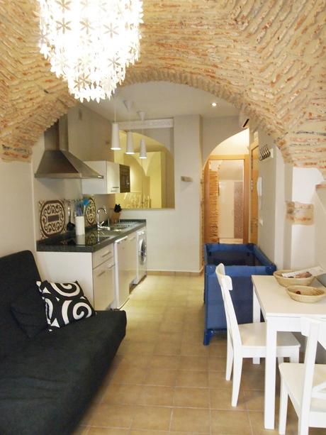 APARTAMENTOS ENCANTO EN CÁCERES APARTAMENTOS ENCANTO EN CÁCERES