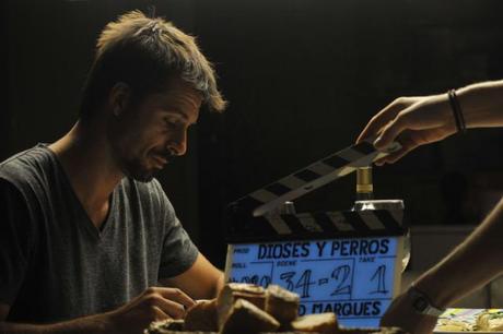 Fotograma: Dioses y perros (2014) Fotograma: Dioses y perros (2014)