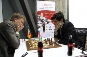 Kramnik gana la III Final de Maestros del Grand Slam Bilbao 2010 R6 Kramnik gana la III Final de Maestros del Grand Slam Bilbao 2010 R6