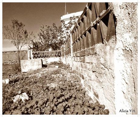 Pueblo en sepia