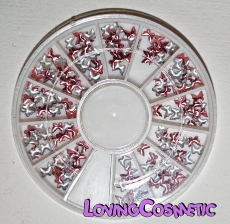 Nail Art con Mariposas y Puntos Nail Art con Mariposas y Puntos