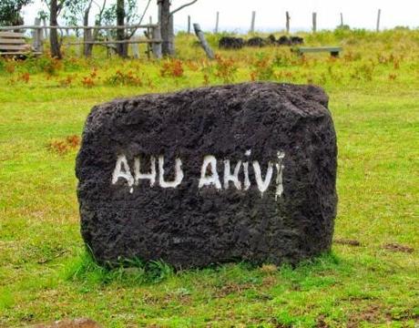 Ahu A Kivi. Rapa Nui. ¿Cómo llegaron los primeros? Ahu A Kivi. Rapa Nui. ¿Cómo llegaron los primeros?