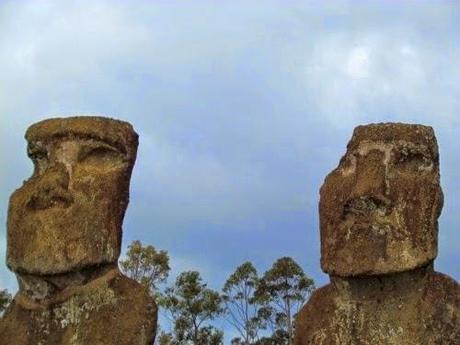Ahu A Kivi. Rapa Nui. ¿Cómo llegaron los primeros? Ahu A Kivi. Rapa Nui. ¿Cómo llegaron los primeros?