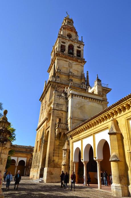 Visitando lugares... Visitando lugares...