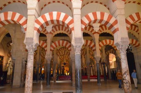 Visitando lugares... Visitando lugares...