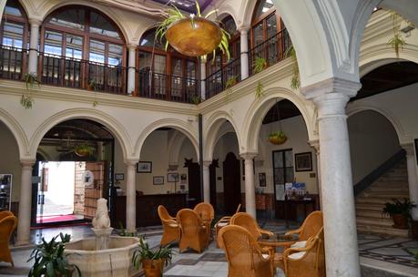 Visitando lugares... Visitando lugares...