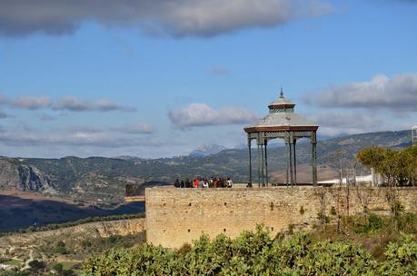 Visitando lugares... Visitando lugares...