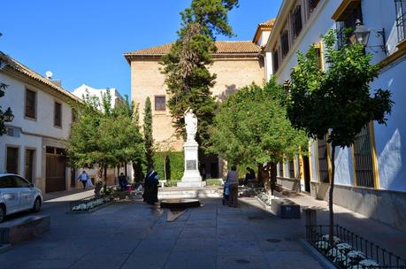 Visitando lugares... Visitando lugares...