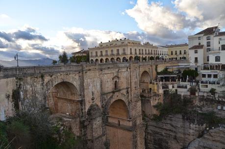 Visitando lugares... Visitando lugares...