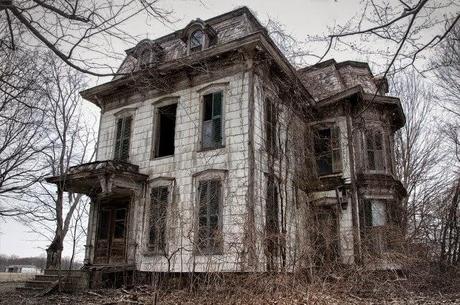 casas encantadas abandonadas