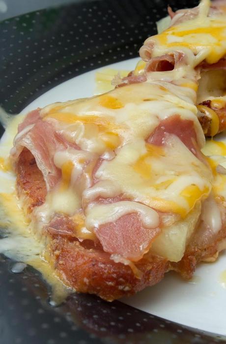 Cinta de lomo con melón y jamón gratinada a los 4 quesos Cinta de lomo con melón y jamón gratinada a los 4 quesos