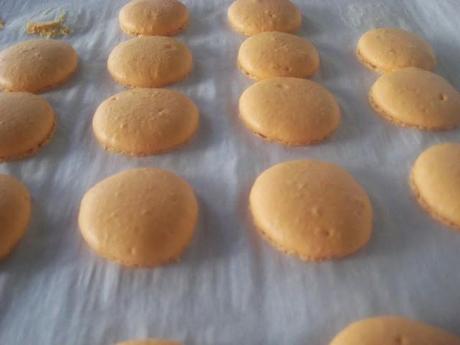 MACARONS DE MELOCOTÓN MACARONS DE MELOCOTÓN